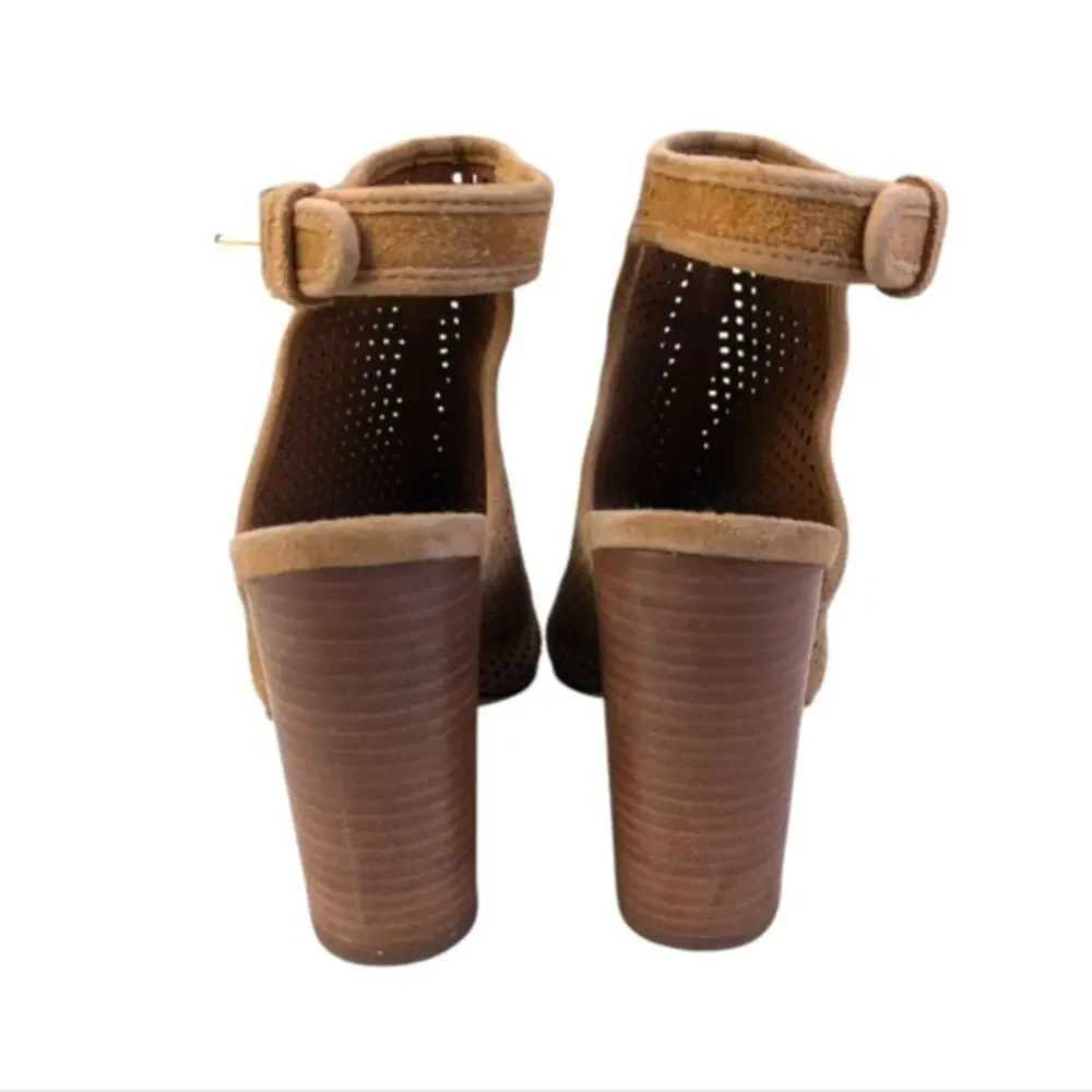 Tory Burch Jesse Block Heel Booties GUC $368 Size 8M    S3370